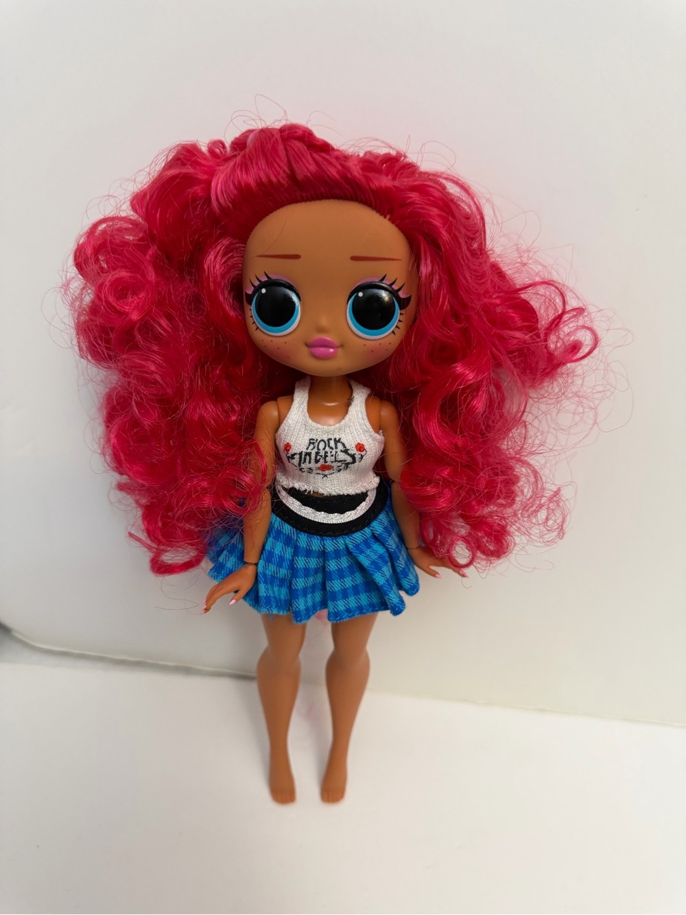 L.O.L. Surprise! Class Prez Doll